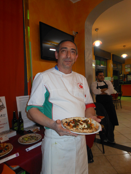 Mauro Autolitano presso la Pizzeria Tot e i Sapori di Acerra (NA)