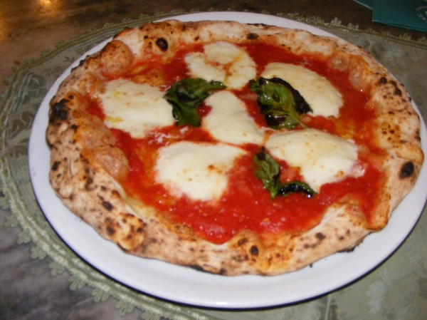 Antica Trattoria Innarone di Caserta - Pizza Margherita