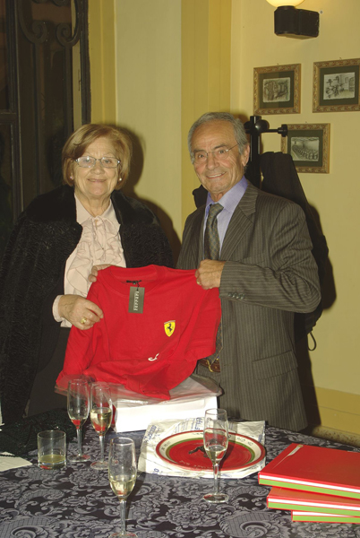 Scuderia Ferrari Club Costa del Vesuvio - foto di Antonio Irlanda
