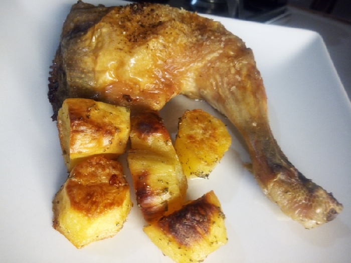 -Cosciotto di pollo al forno con patate