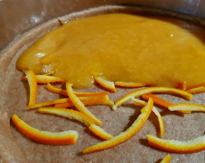 -Crostata integrale con marmellata d' arancia sarda