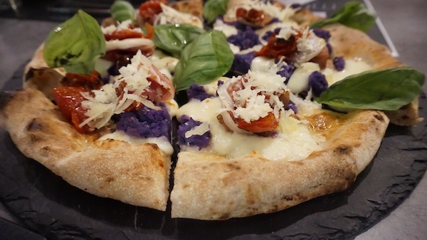 Pizza Violetta di 1000 Gourmet.