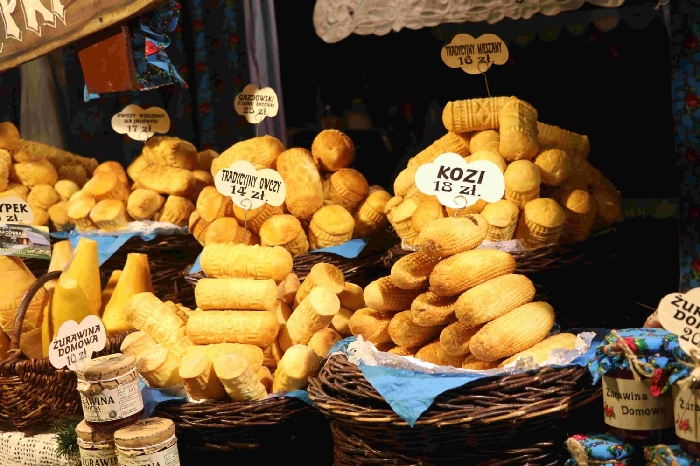 Cracovia - Il formaggio pecorino affumicato oscypek