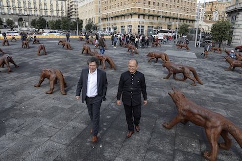 Inaugurata oggi la mostra Wolves Coming di Liu Ruowang curata da Matteo Lorenzelli Arte