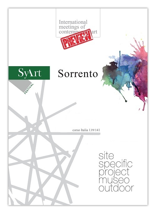 L'evento SyArt Sorrento Festival, dedicato all'arte contemporanea e giunto alla sua quarta edizione presenta dall'undici luglio sino al sei settembre quaranta artisti provenienti da quattordici Paesi.