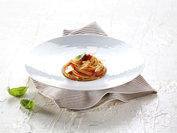 Spaghetti pomodoro e basilico - fotografia inviata da AIDEPI