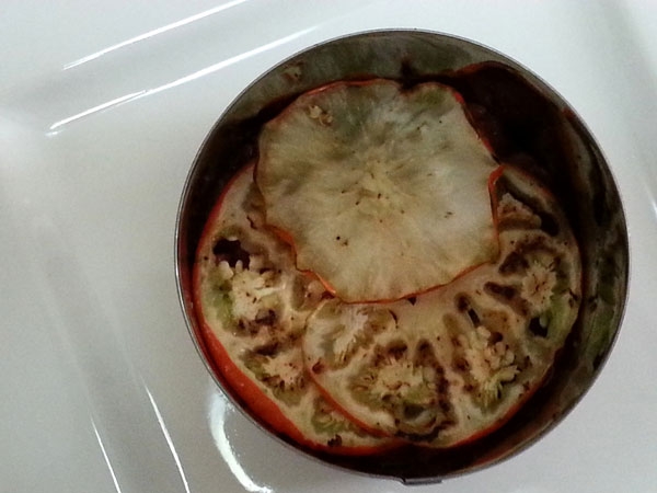 Tartare di fassone alla melanzana rossa di Rotanda DOP (preparazione)