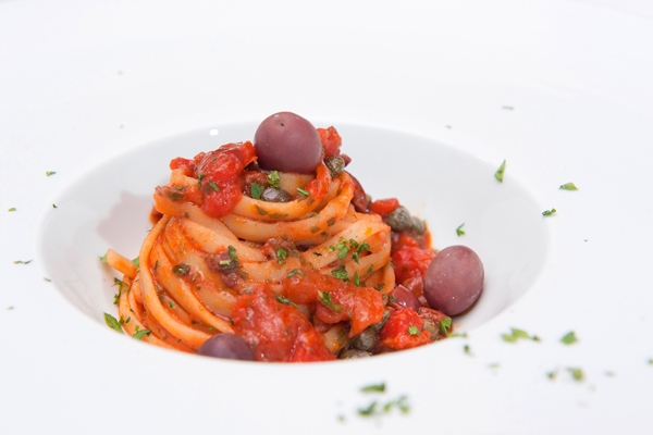 Ricetta inserita su spaghettitaliani.com da Carmen Mazzola: Linguine bella donna