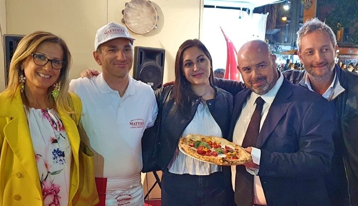 lopa surace sorrentino - presentazione pizza al peperoncino ottobre 2019