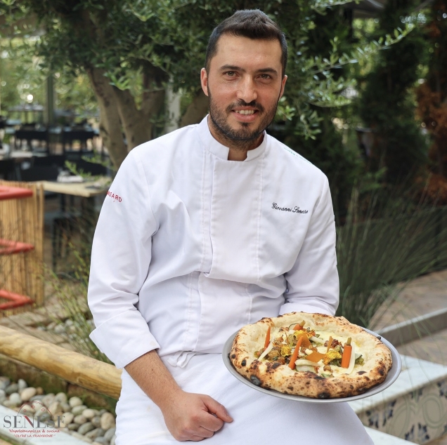 Da Sanremo a Napoli, Giovanni Senese ricorda le sue origini presso il ristorante sul Lungomare della Famiglia Della Notte 