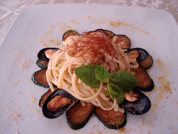 Ricetta inserita su spaghettitaliani.com da Salvo Balsano: Linguine mondellane