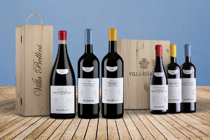 Le idee regalo di Tenuta Villa Bellini: bottiglie magnum numerate e una scatola in legno contenente i tre vini prodotti dalla cantina
