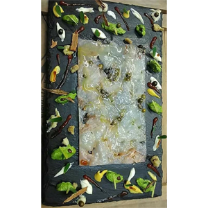 Mosaico di gamberi viola con laccattura di olio evo di Massa Lubrense e sfusato di Massa Lubrense con le sue spume a sifone - Nunzio Riviello