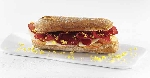 Il variopinto: Panino con mela della Nuova Zelanda, bresaola, Asiago DOP e spolverata di rosso d'uovo sodo