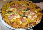 Pizzeria Ammaccamm di Pozzuoli (NA) - Pizza gialla in crosta