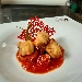 -Baccal� e peperoni fritti, accompagnati da un filetto di pomodoro - -