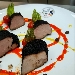 -Filetto di maiale al caff� con salse al peperone - -