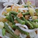 -Insalata paesana con fagiolini, patate, cipolla e pomodori - -