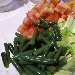 -Insalatona con fagiolini verdi, sedano e pomodoro - -