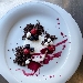 -Panna cotta al basilico-lime con crumbl al cacao e frutti di bosco - -