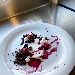 -Panna cotta al basilico-lime con crumbl al cacao e frutti di bosco - -