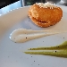 -Pizza imbottita fritta (a montanara mbuttit) con salsa al formaggio e piselli - -