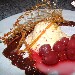 Dessert - parfait all'amarena con caramello come guarnizione - 