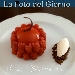 La Foto del Giorno del 16 Ottobre 2021 - Cestino di sable con mousse ai lamponi, semisfera di bavarese al cioccolato bianco, quenelle di gelato alla vaniglia su crumble di cioccolato e nocciole - -