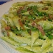 Penne Liguri con crema di piselli, piselli e Speck - -