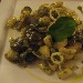 -Gnocchetti campani al limone con vongole veraci e calamaretti - Oltre al pane preparato quotidianamente in vari gusti e servito caldo, al poeta vesuviano anche la pasta e' fatta in casa : gnocchetti , ravioli , maltagliati , fettuccine, fusilli  , e tanto altro...