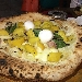 Pizza Paesana (Provola di Algerola, patate rosse al forno, salsiccia di Ariccia, basilico e olio extravergine d'oliva) - -