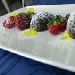confetti di mandorle al  cacao con salsa alla fragola - -