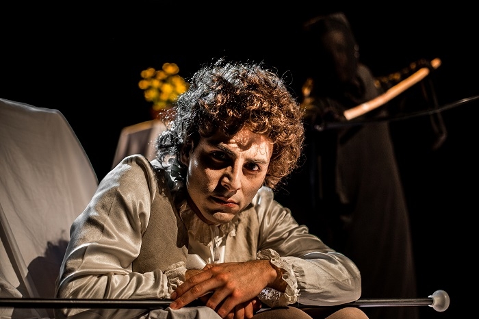 Un omaggio per Giacomo Leopardi da Teatro in Fabula

