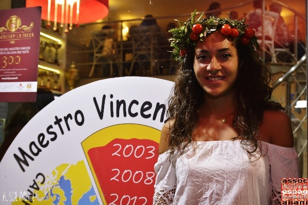 -Festa per il 1° anno di Sua Maestà la Pizza di Vincenzo Varlese