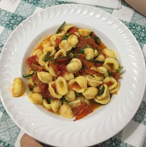 orecchiette pomodoro e rucola