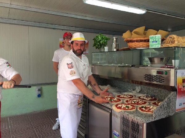 -Pizzaiolo Salvatore Staiano