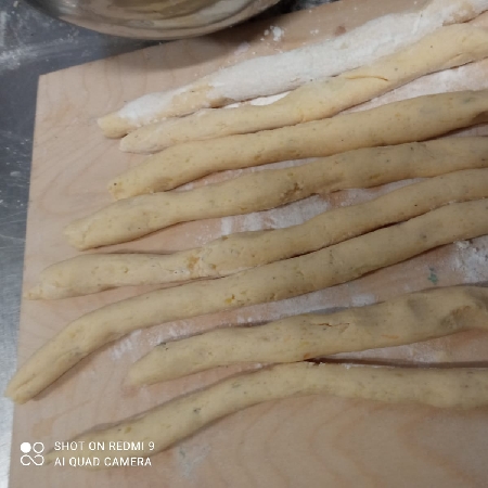Tris di gnocchi senza glutine e lattosio al basilico e parmigiano